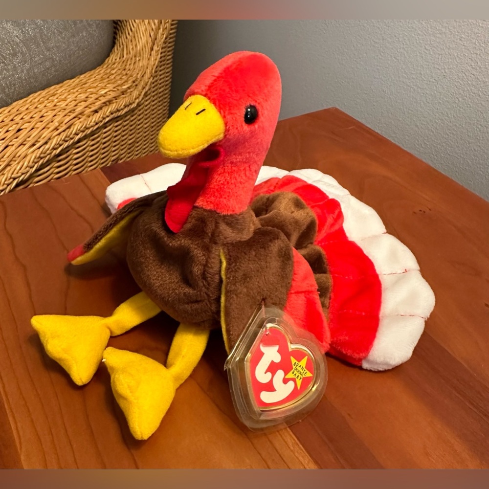 TY "Gobbles" turkey beanie baby with protected tag. Perfect condition. Vintage.